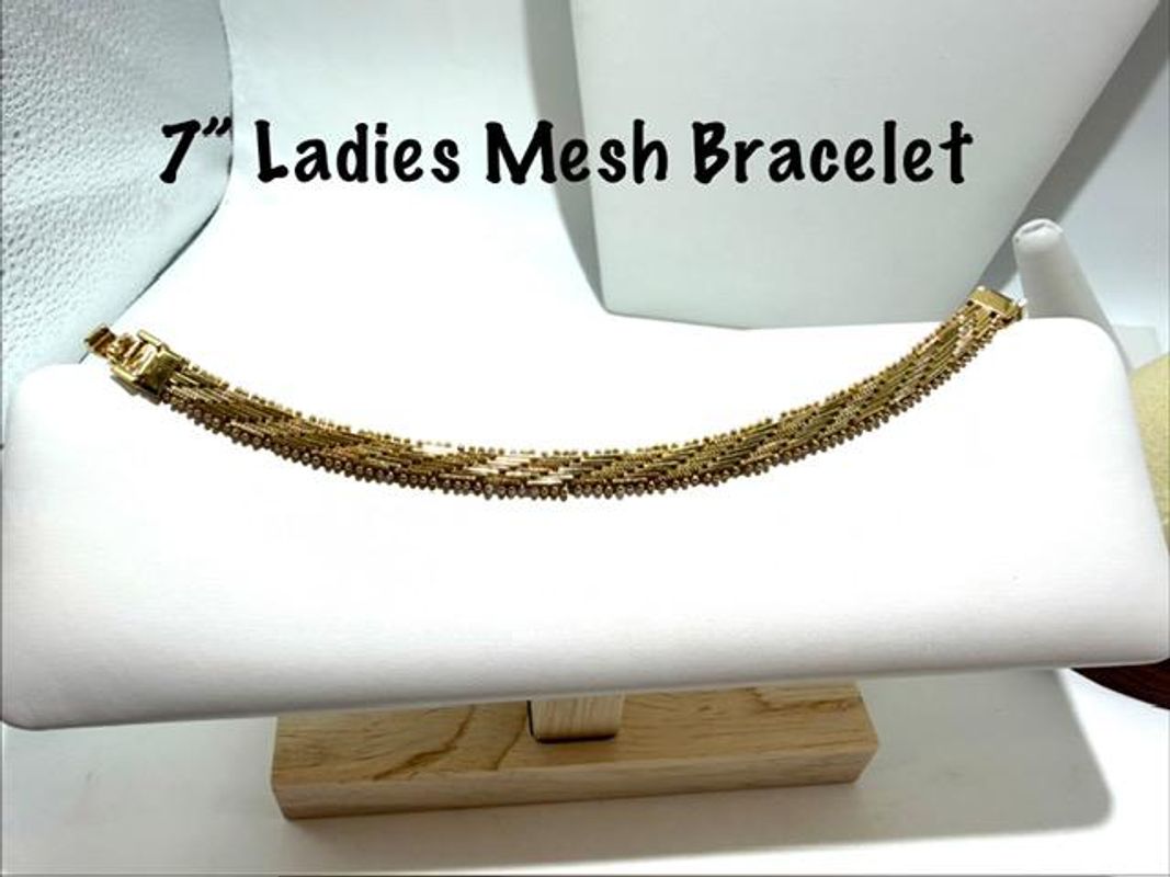 Beautiful, Ladies, 24kt Gold Filled, 7 Inch Mesh Bracelet