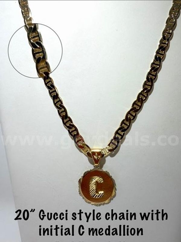 Gorgeous, 20 Inch, Gucci Style, 24kt Gold Filled, Chain W/Initial "C" Medallion