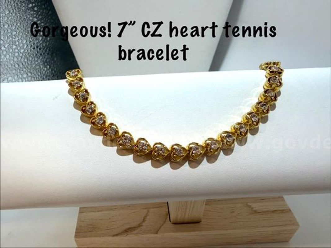 Dazzling, 7 Inch, Ladies, 24kt Gold Filled, CZ Diamond Heart Tennis Bracelet