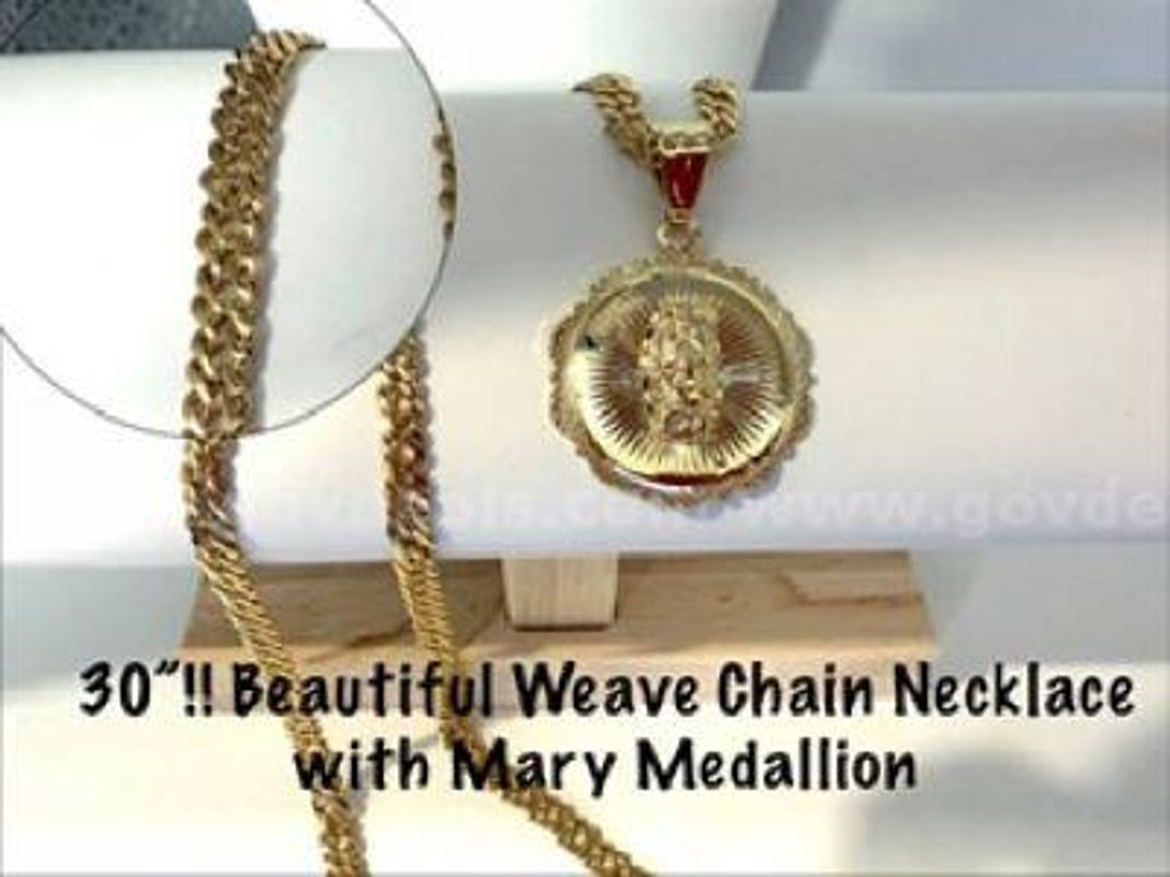 Gorgeous, 30 Inch, 24kt Gold Filled Weave Chain W/Mother of Mary Medallion Pendant