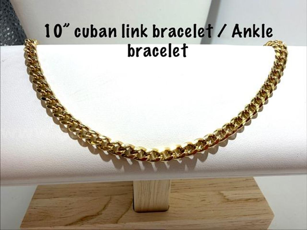 Magnificient, 24kt Gold Filled, 10 Inch, Cuban Link Bracelet