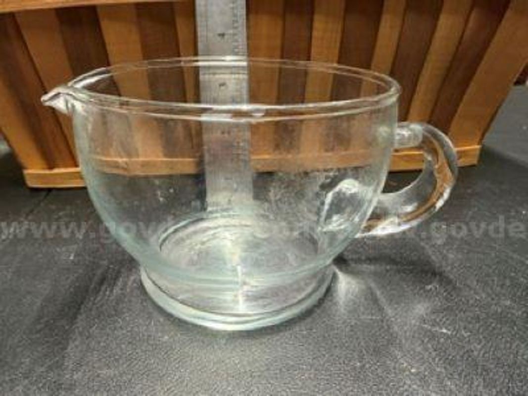 Vintage, TAG, Handblown, Clear, Glass Sauce Gravy Boat, Excellent Condition, No Defects