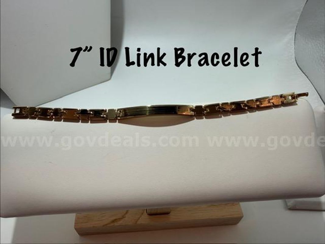 Lovely, 24kt Gold Filled, 7 Inch ID Bracelet