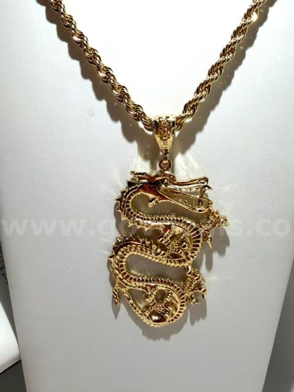 Astonishing, 7MM, 24 Inch, 24kt Gold Filled, Diamond Cut Rope Chain W/ Large Diamond Cut Dragon Pendant