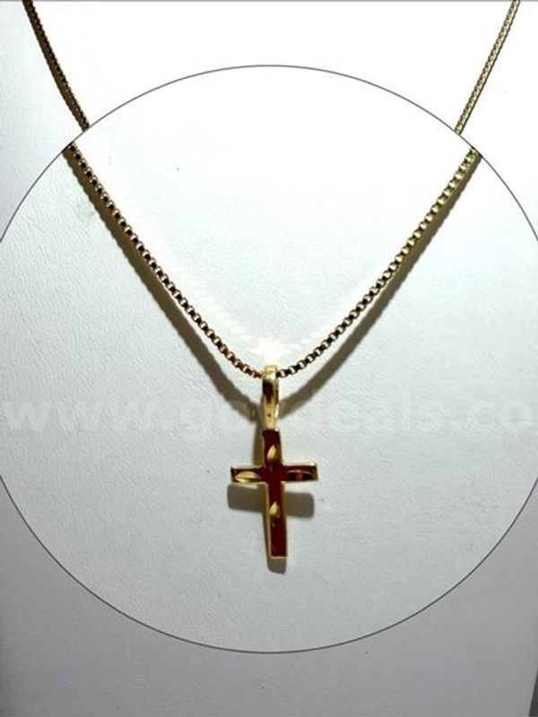 Splendid, 24kt Gold Filled, 18” Box Chain Necklace W/Diamond Cut Cross Pendant