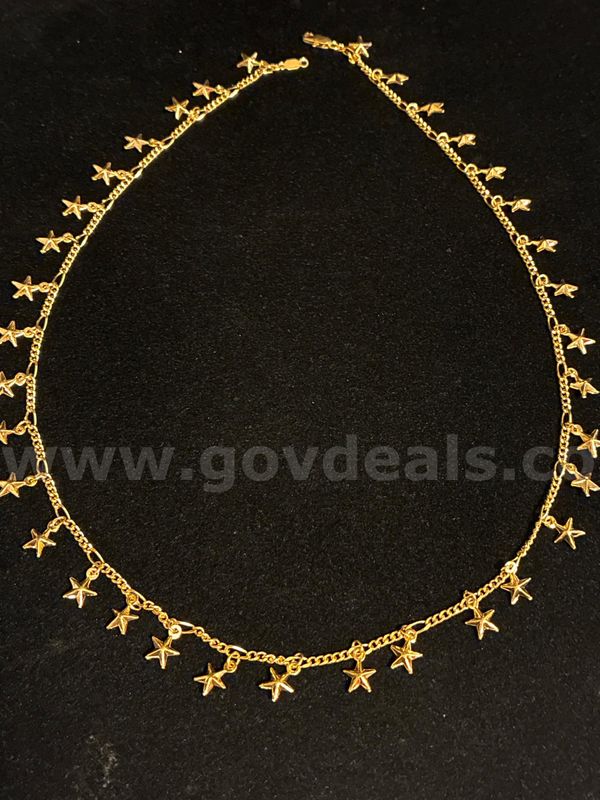 Beautiful, 20”, Starfish Necklace. 24K Gold Filled.