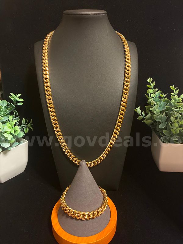 SET!! 24" & 7" Heavy Cuban Link Necklace & Bracelet. 24K Gold Filled.