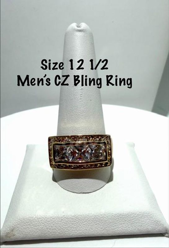 Attractive, Men's, 24kt Gold Filled, Size 12 1/2, CZ Diamond Bling Princess Cut Ring W/Accents