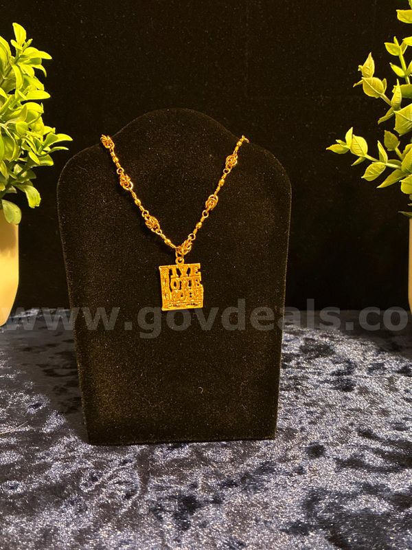 Gorgeous, 22”, Byzantine Necklace W/ “Live Love Laugh”, 24K Gold Filled.
