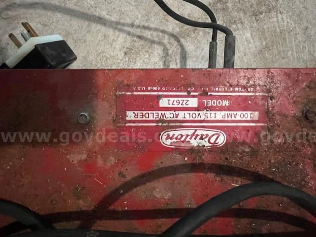AC Welder - Dayton 2Z671