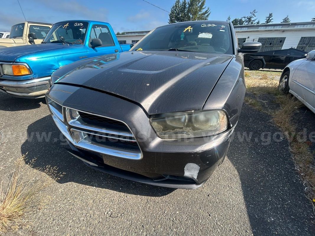 Gray 2013 Dodge Charger SXT