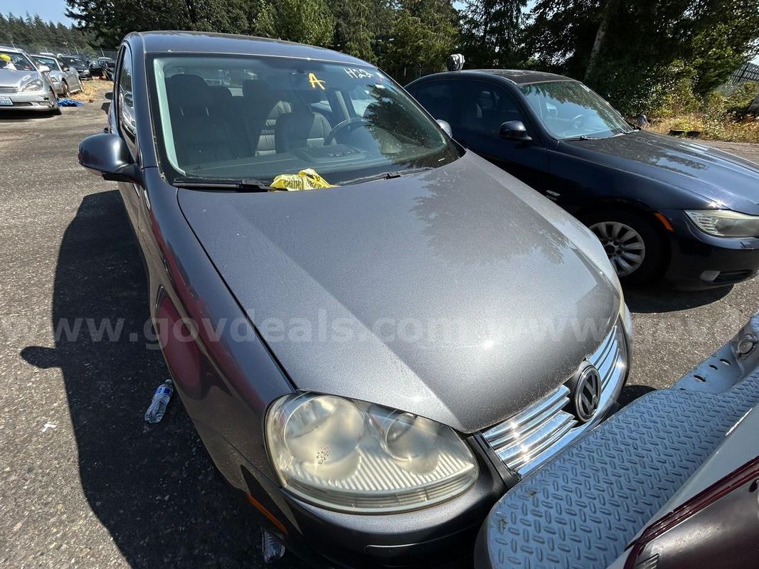 Silver 2007 Volkswagen Jetta 2.5L w/ Pkg. 2 & Sunroof