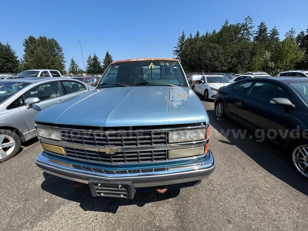 Blue 1990 Chevrolet C/K 2500 Ext. Cab 6.5-ft. Bed 4WD