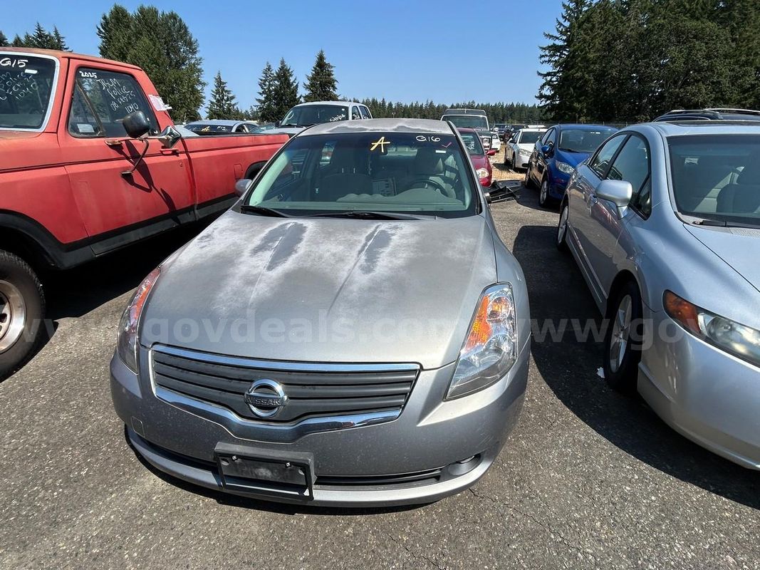 Silver 2007 Nissan Altima