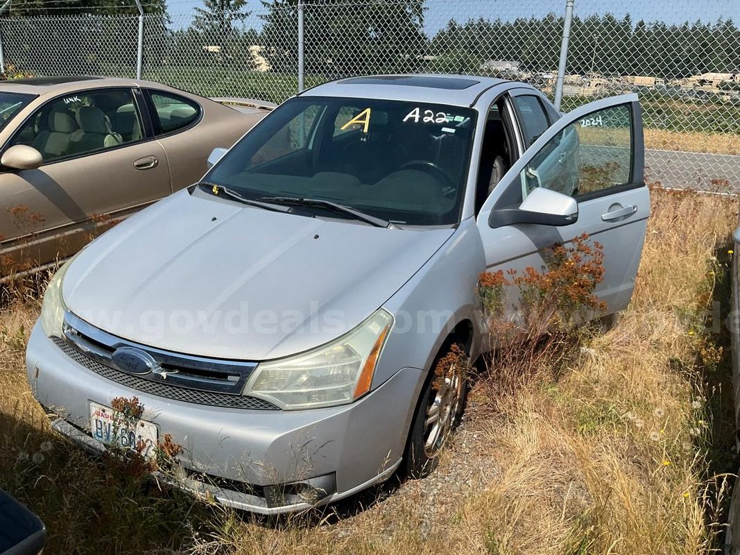Silver 2008 Ford Focus