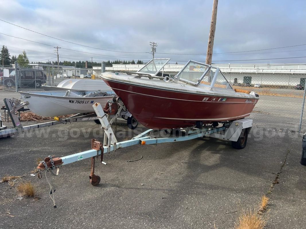 Bayliner with Motor and Trailer