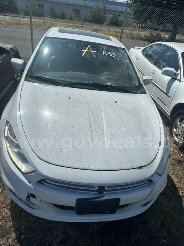 White 2015 Dodge Dart