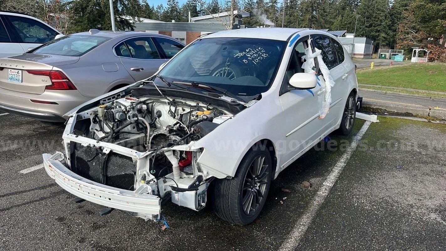 White 2008 Subaru Impreza