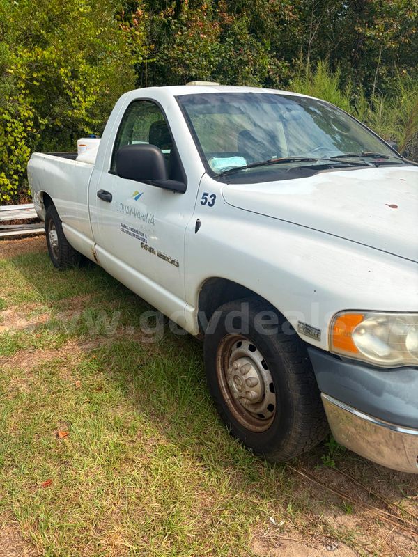 2005 Dodge Ram 2500 ST Long Bed 2WD