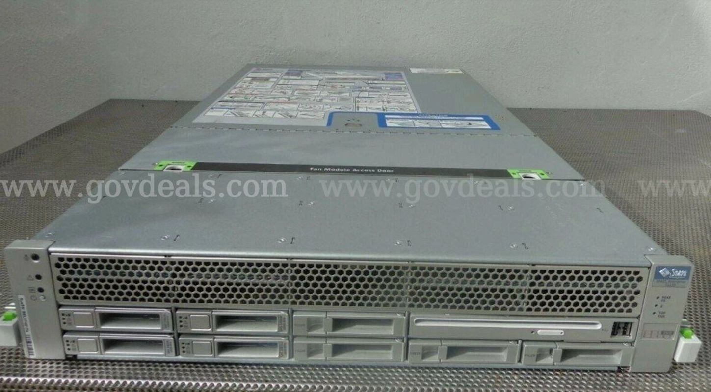 Sun SPARC ENTERPRISE T5220 Server Rackmount NoHDD SE5220 4548660-1 DVD 64Gb RAM