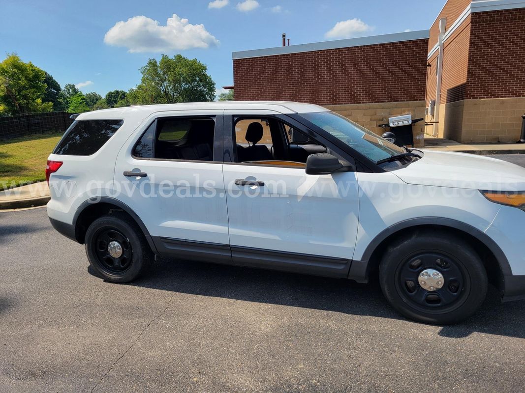 2015 Ford Explorer