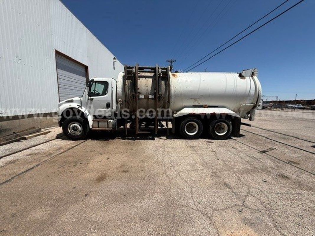 2015 Freightliner M2 106 Side Loader Trash Truck