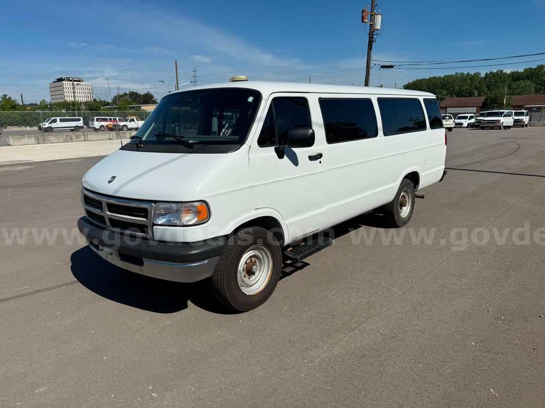 1996 Dodge Ram Wagon