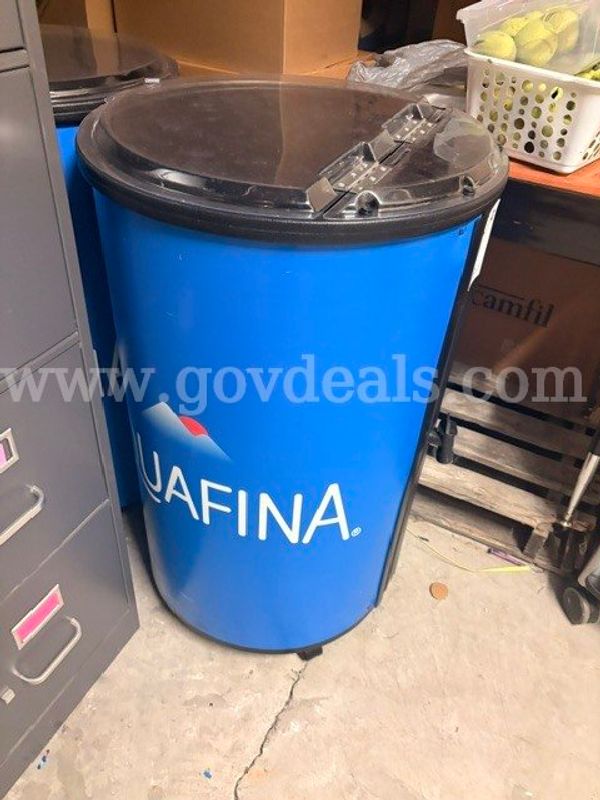 Beverage cooler