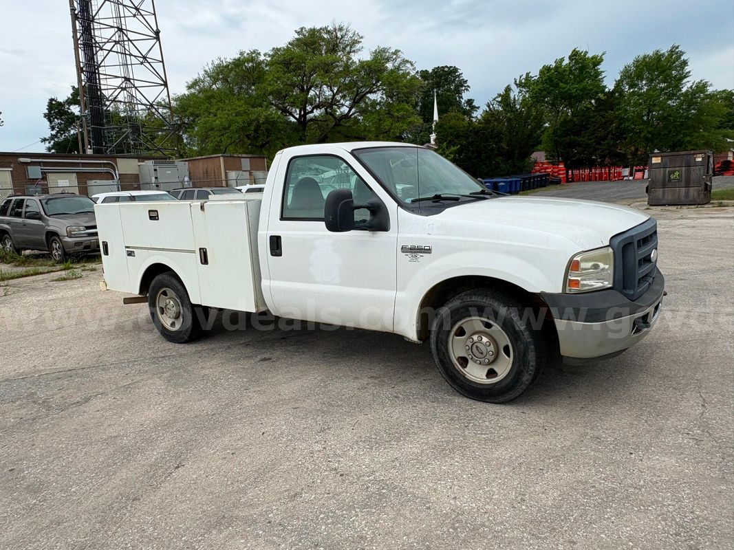 2007 Ford F-250 SD XL 2WD