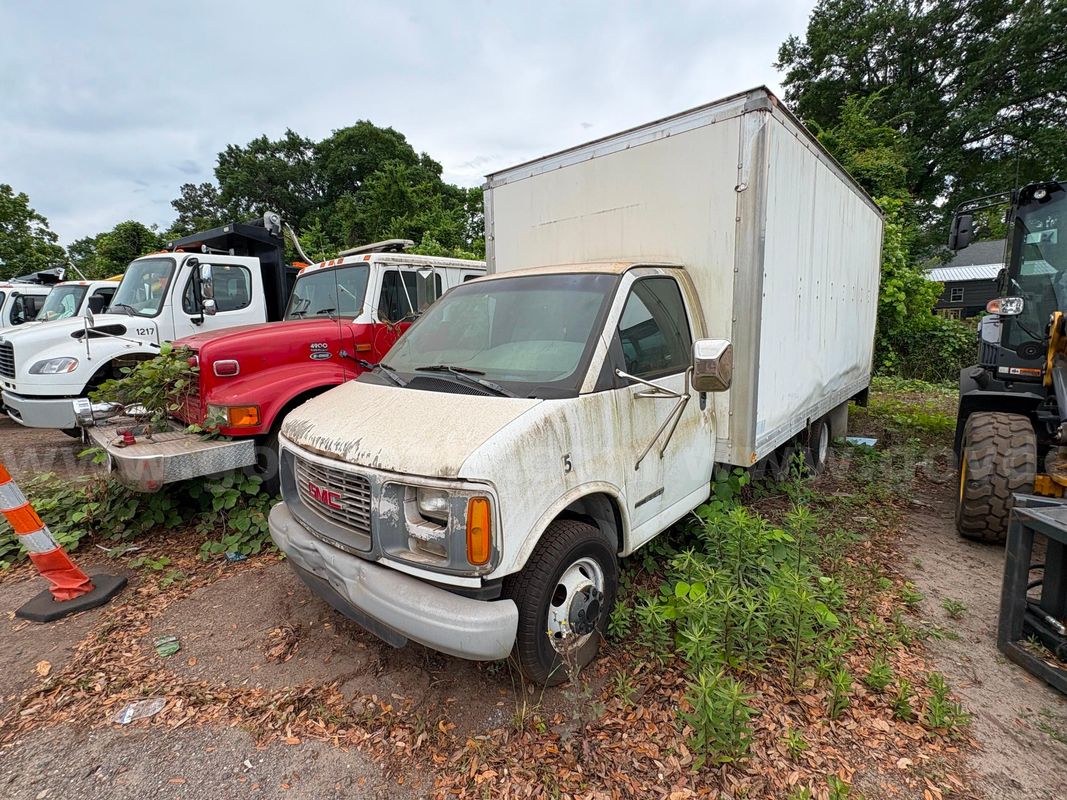 2001 GMC Savana