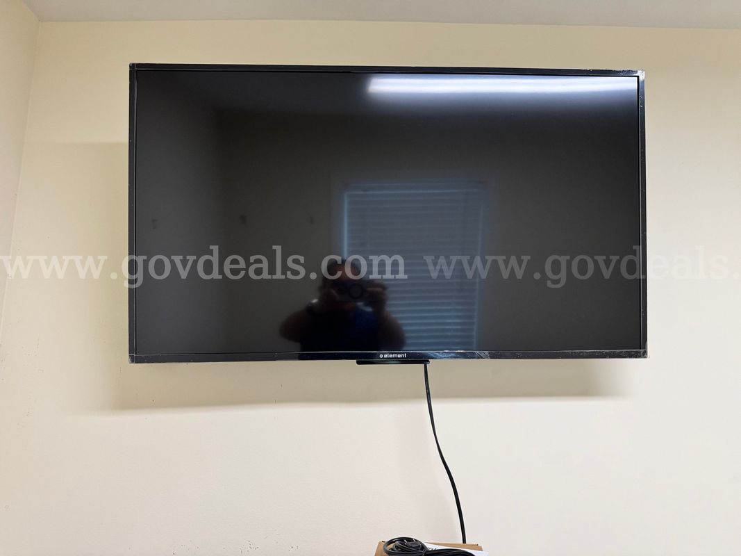 Used Element TV