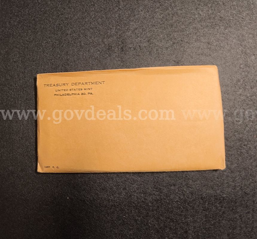 1957 RARE US Treasury Department (Sealed) Philadelphia Silver mint set