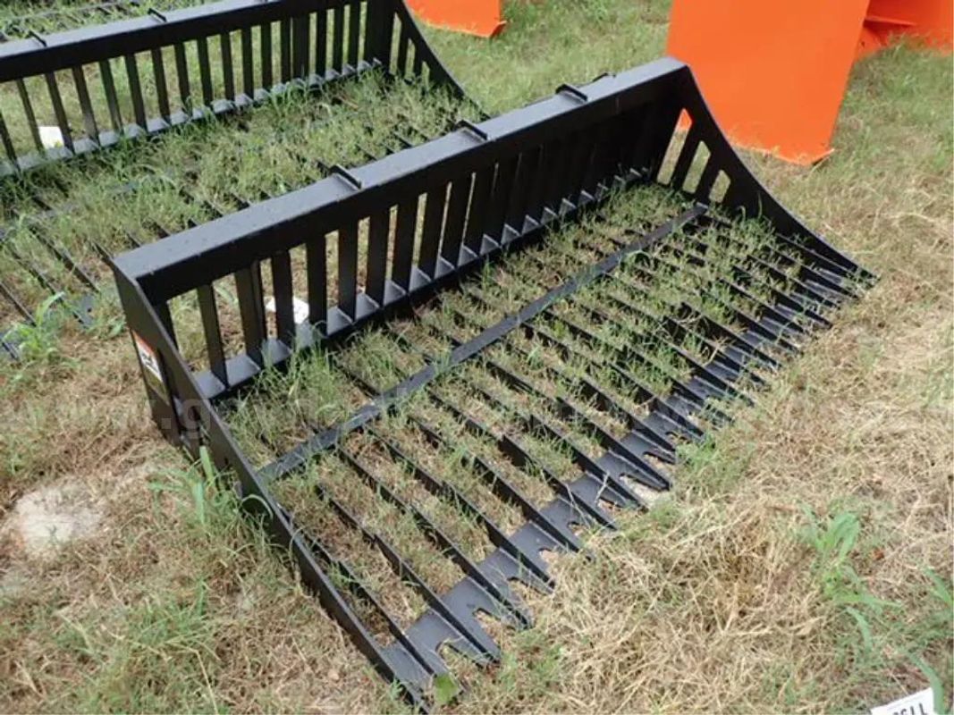 (1) Factory-New / Unused PABREAK 84" Skid Steer Rock Bucket (Model GB-160)