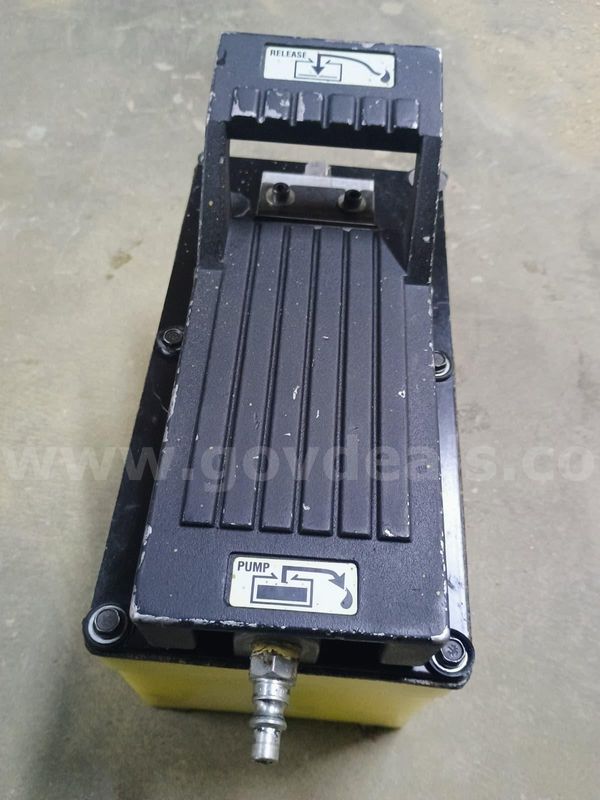 SPX Power Team 10,000 PSI Air over Hyd. Pump. Model: 58356