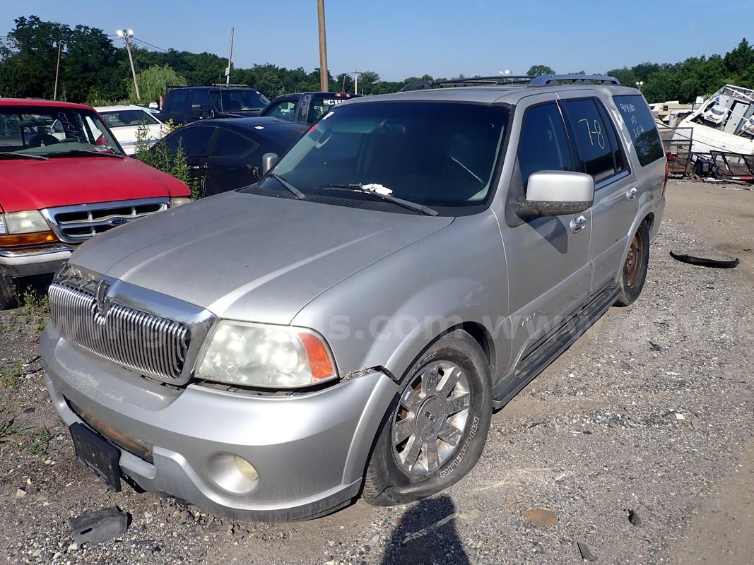 2003 Lincoln Navigator