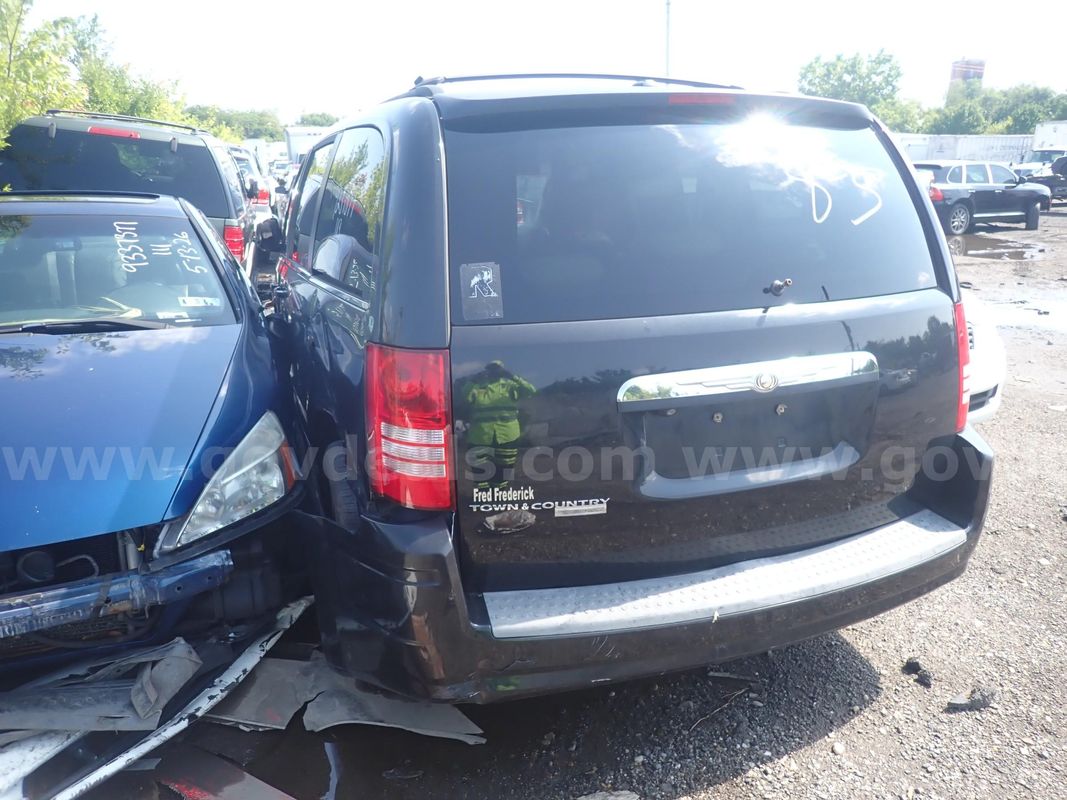 2008 Chrysler Town & Country