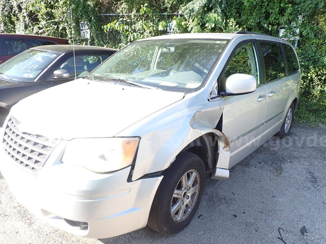 2010 Chrysler Town & Country