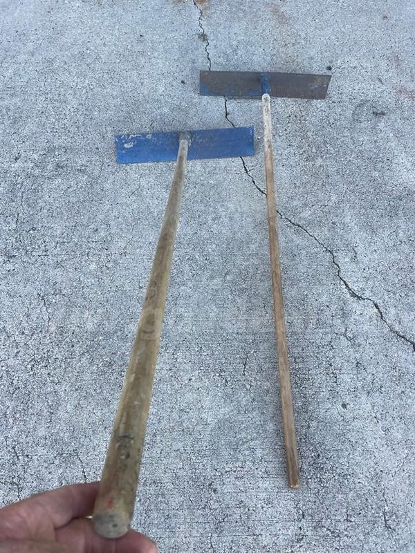 Manual concrete placers