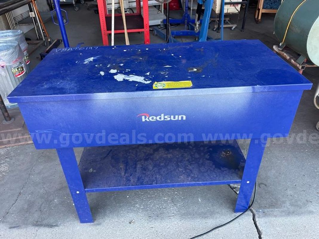 Red Sun Parts Washer - designed for cleaning automotive parts