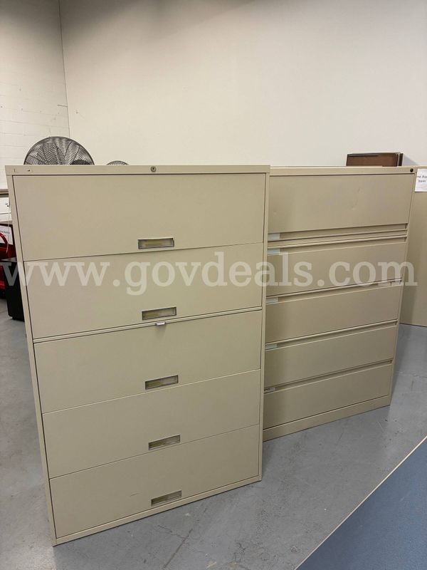 Lot of 5 filing cabinets