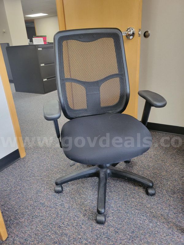 Desk chair
