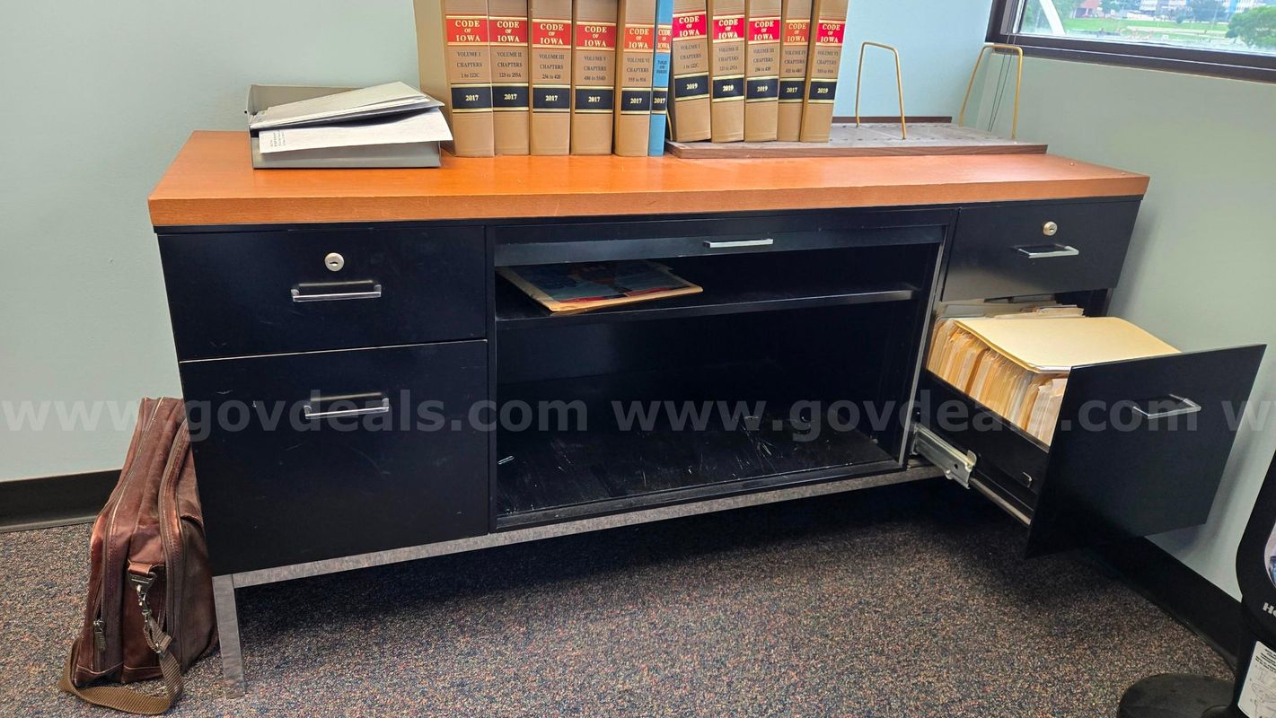 Credenza
