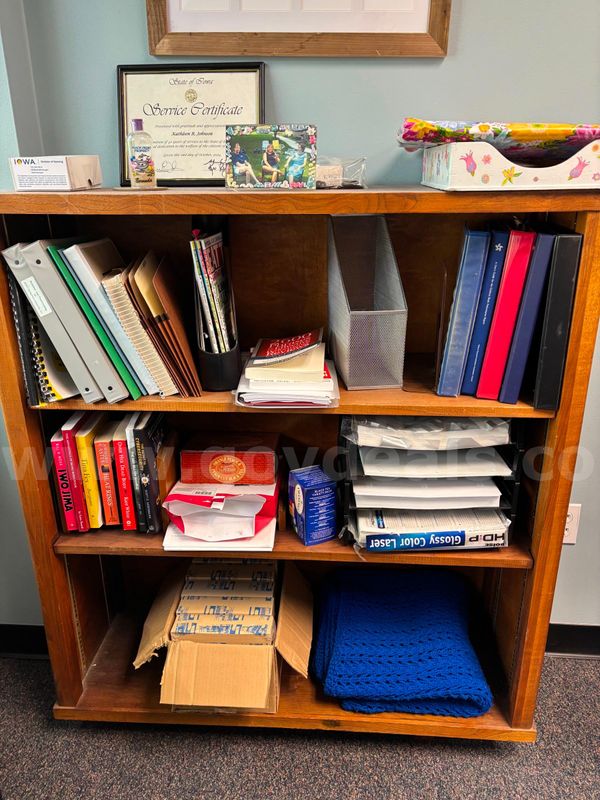 Wood book shelf