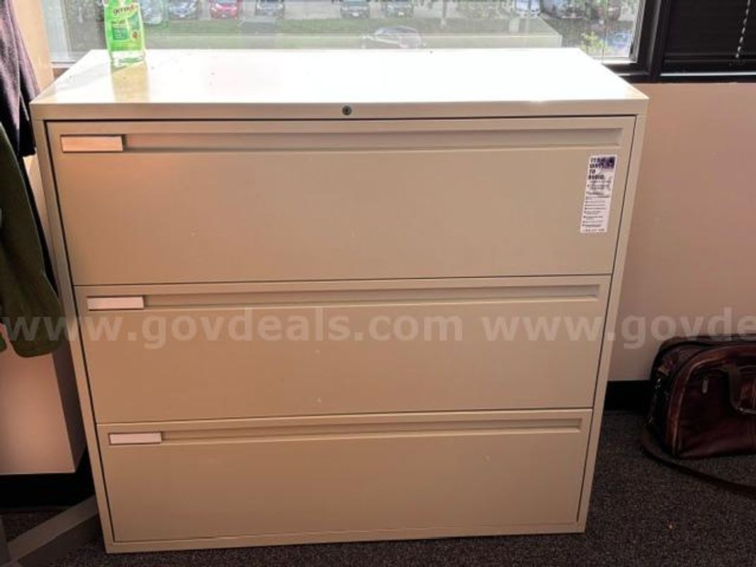 3-drawer file