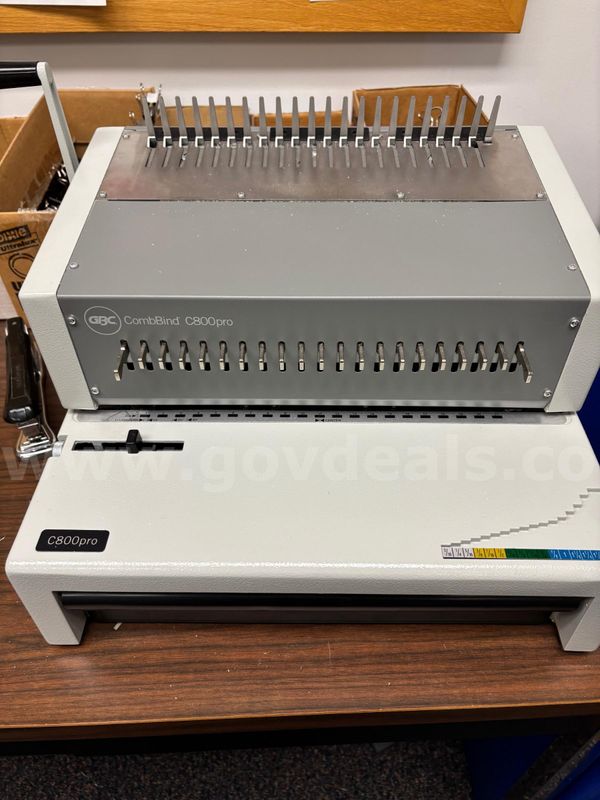 GBC comb binding machine