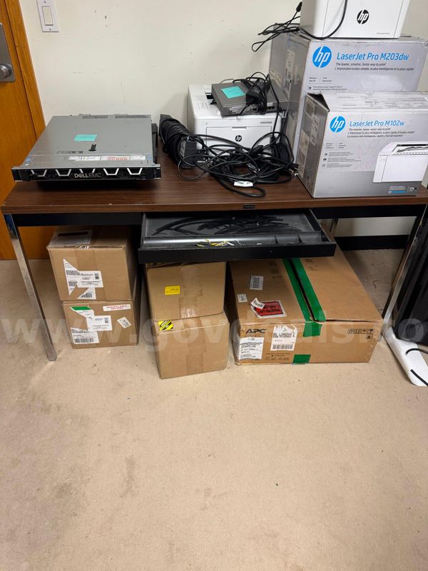 Metal Frame Desk with Side Desk