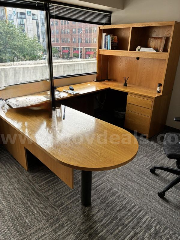Desk, Credenza and File Cabinet