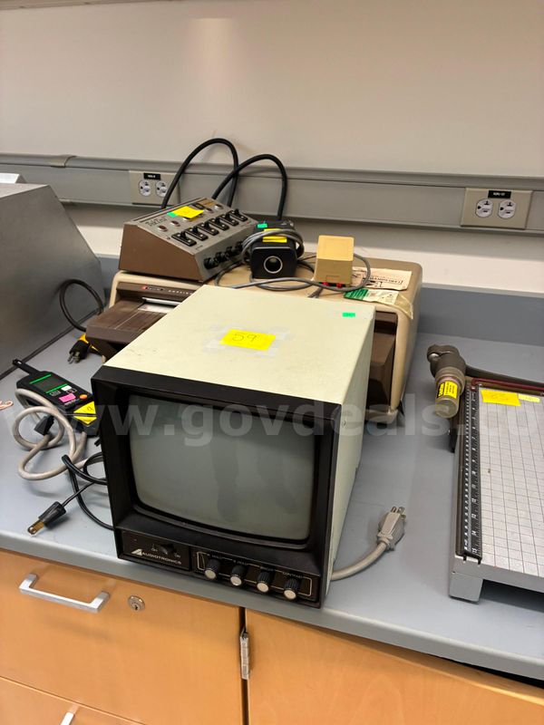Lot of Lab Supplies: As Pictured