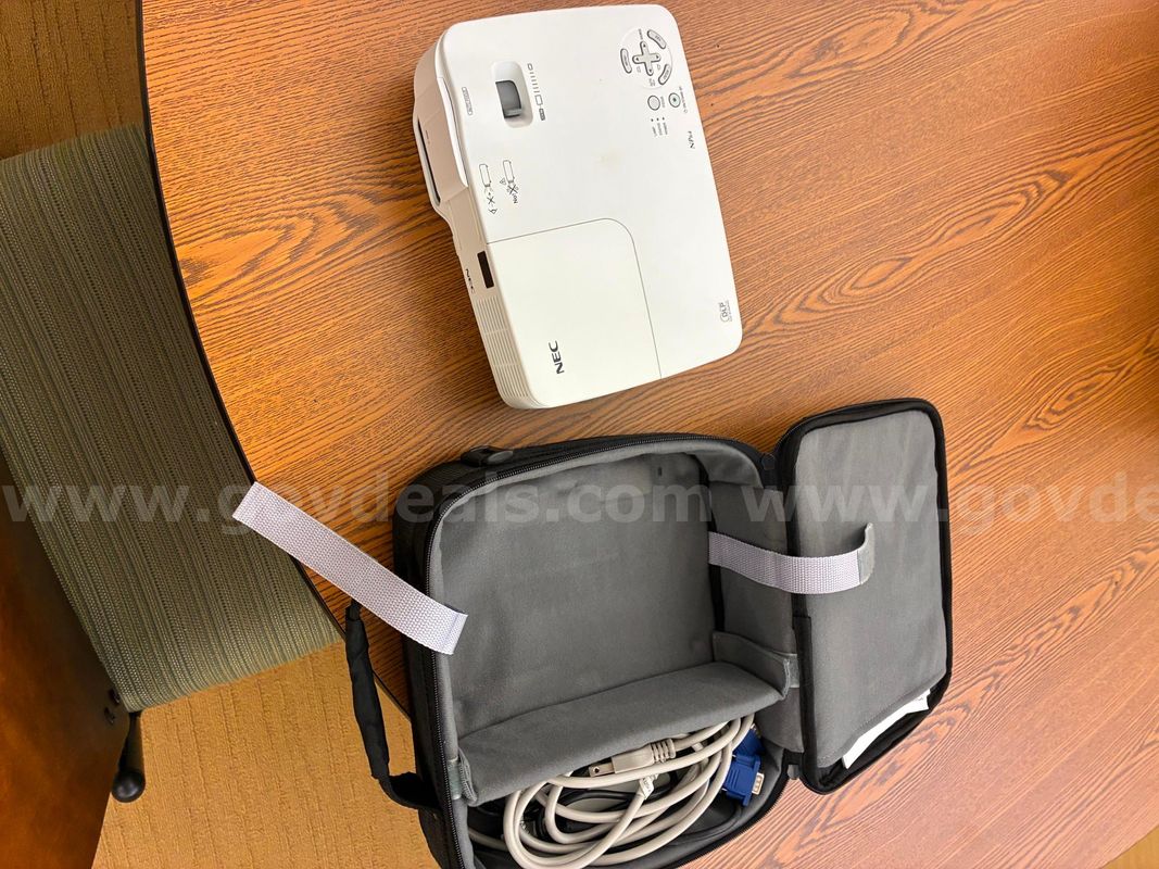 NEC Projector Model NP64 with Carry Bag and Cable and Cord