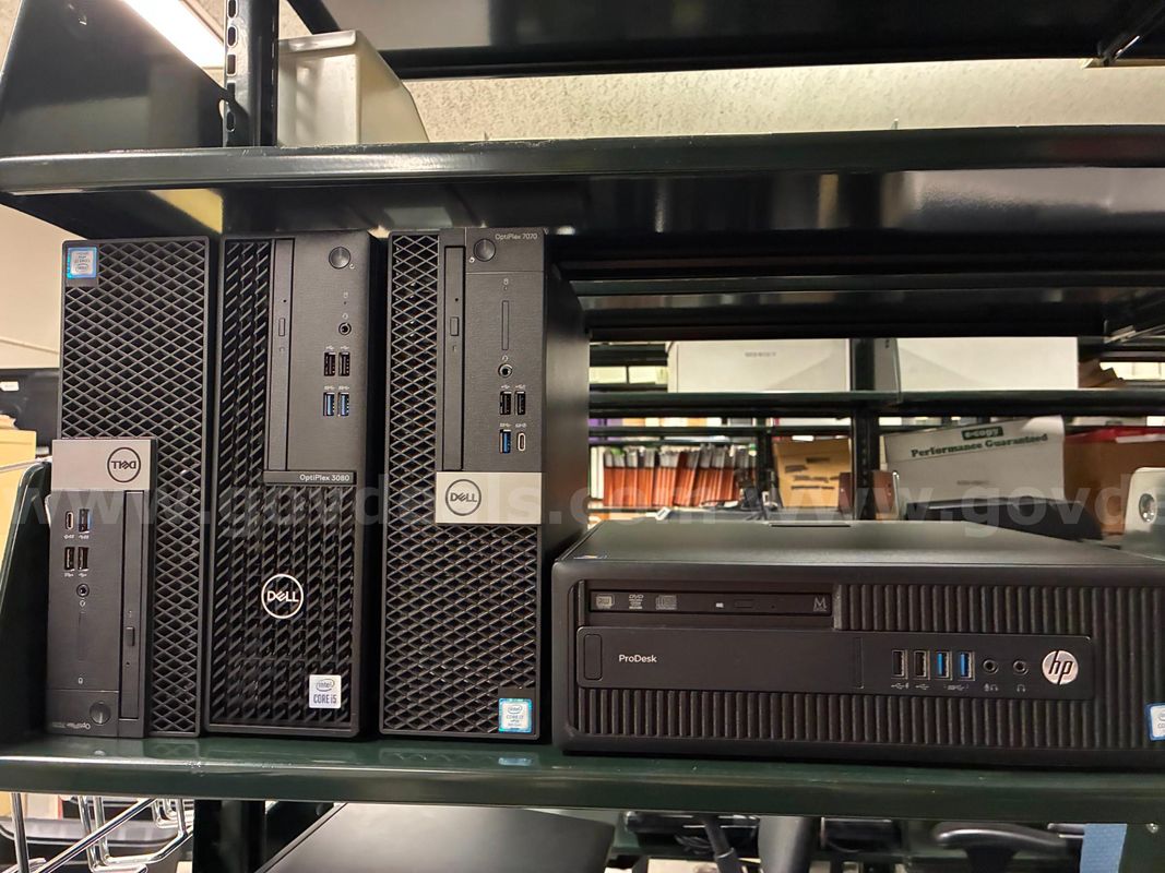 Lot of 3 computer towers